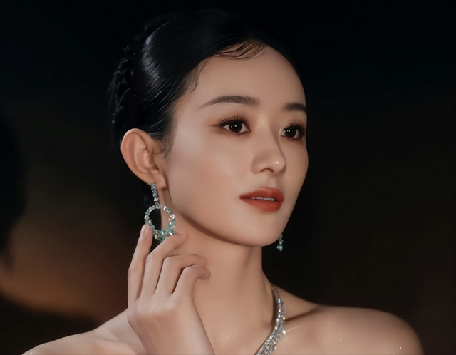 高额片酬拿得手软，演技却稀碎！这几位女星，看得观众直皱眉