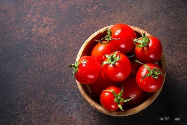 心理测试：你觉得哪份西红柿最好吃，测你心中致命的弱点是什么？