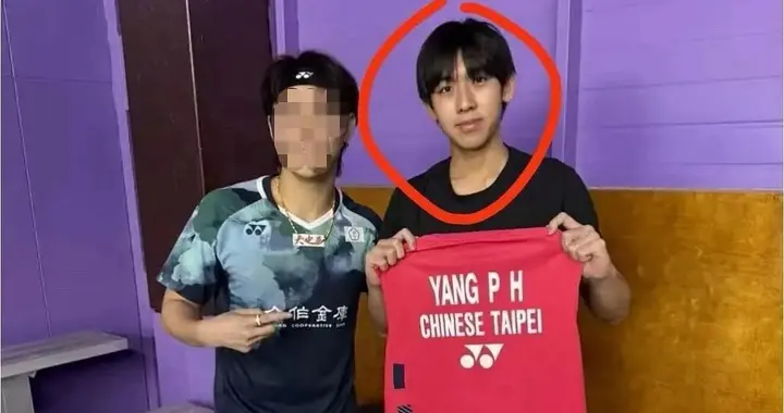 林志颖儿子小Kimi的正面照，看起来妈妈的基因还是挺强大的。
