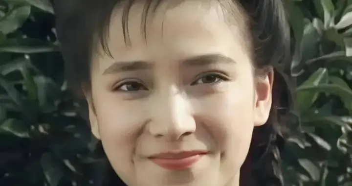 61岁何晴离世！儿子24岁，知情人爆患脑瘤多年，癌症恶化无法手术