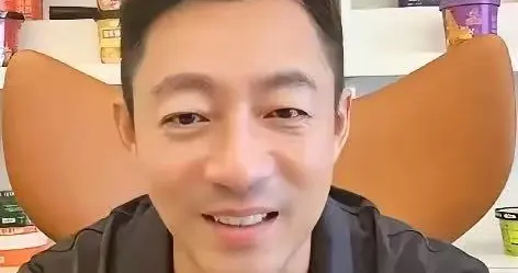 终于坦白了！汪小菲首次回应为什么不接孩子回北京，被问小S复工