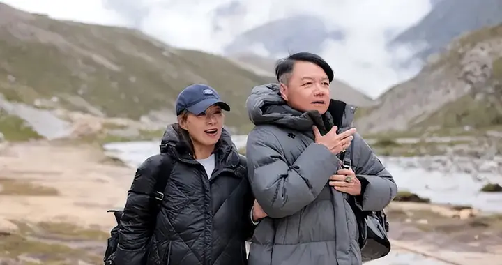 66岁港星饱受丧妻之痛至今仍未走出，分享开心片段遭网友抨击