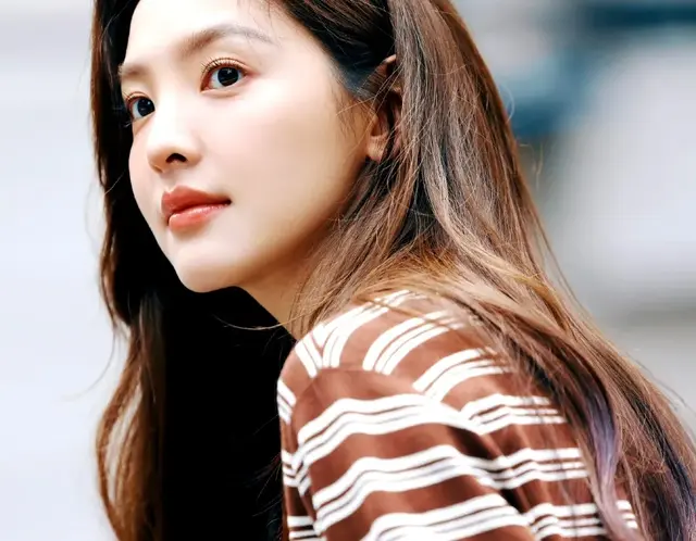 章若楠，pick一下小白袜