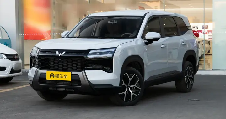 大空间+高配置，试驾五菱星光560，不到6万起售，真香！