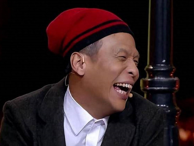 宋小宝成名后与霍晓红离婚，二婚娶了粉丝王雪，不火了也是活该