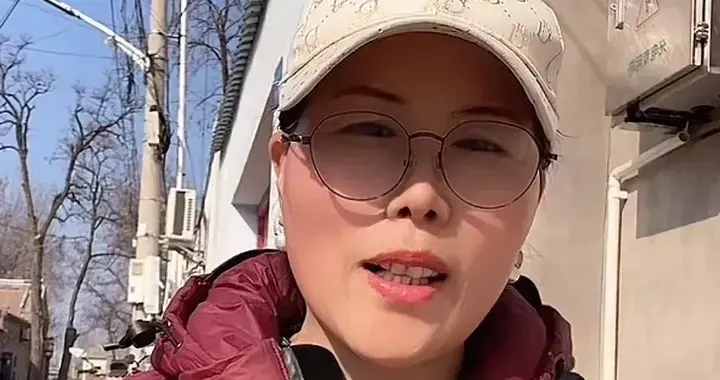 杨保姆直播，马筱梅被骂有心机，张兰变脸骂儿子没钢镚，乱套了