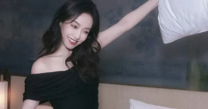 宋茜，男友视角，黑裙美腿