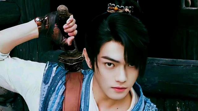 《仙剑6》虞书欣被群嘲，许凯再次置身事外，这却是他最大的悲哀