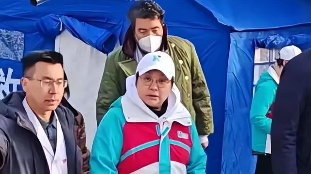 咖位不高捐款不少！西藏天灾，颠覆了大众对娱乐圈的“固有认知”
