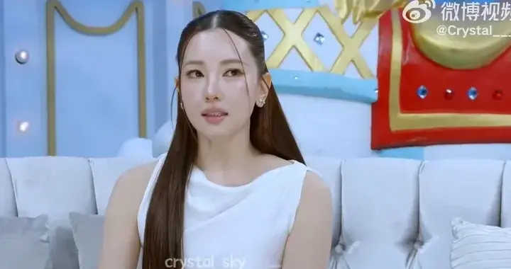 泰星Noon月亮姐姐分享嫁入豪门的生活，不用做饭，一家人对她很好