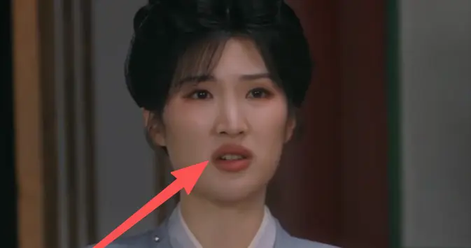 “资本家的丑孩子”收手吧！没有颜值和演技的资源咖，太可怕了！