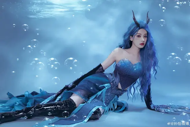 孙怡好六最新妆造，身材真好！