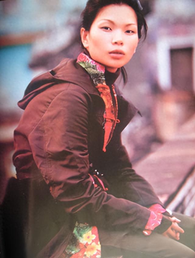 国际超模吕燕，长相不佳，却与法国贵族生下高颜值的混血儿子