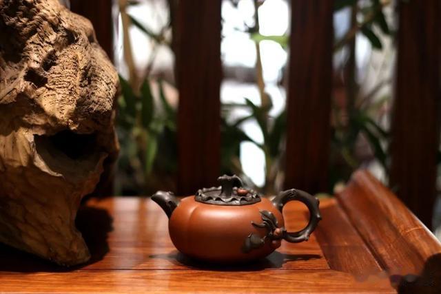 |紫砂壶长了“霉斑”，整个人都不好了？