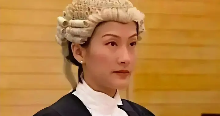 差点嫁给“香港财神爷”，她咋从TVB“花旦”混成了教培老师？