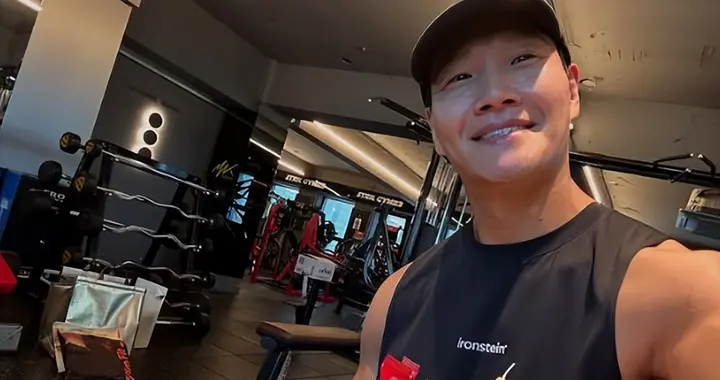 有生之年系列!金钟国官宣结婚,《RM》全员被吓傻、新娘成最大谜团