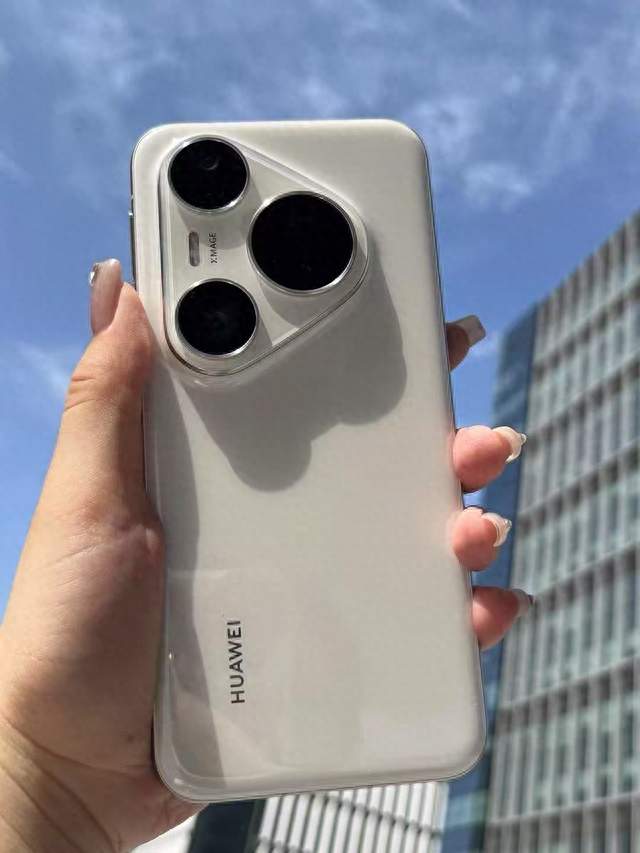 出差7天，华为Pura 80鸿蒙5.1治好了我的职场焦虑！