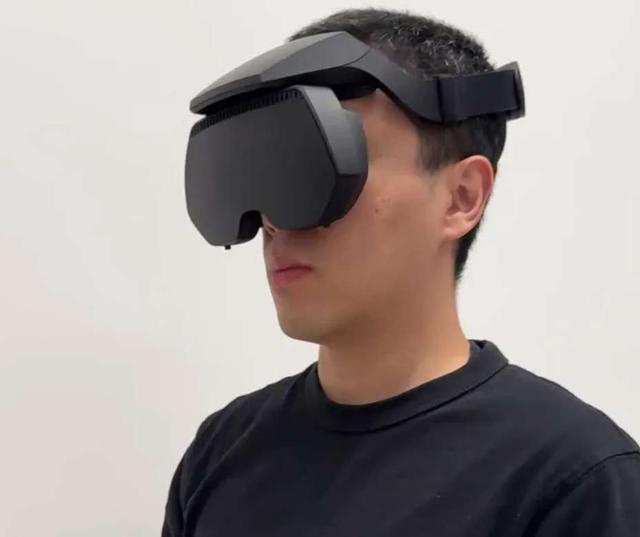 180度水平视场，Meta展示紧凑型超宽视场VR/MR头显原型