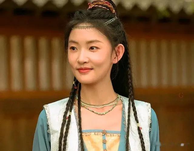 张晚意、檀健次新剧女主对比:王楚然被低估了,周依然被抨击有点普