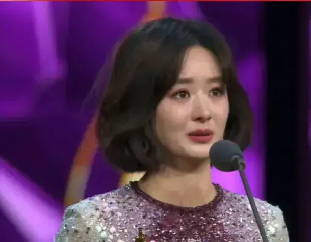 赵丽颖为何这么红，秦岚仅用一句话揭露了她爆火的原因