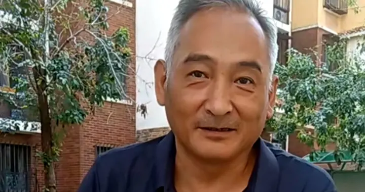 谢雷曝侯耀华：被虚荣心裹挟的“侯门”恩怨