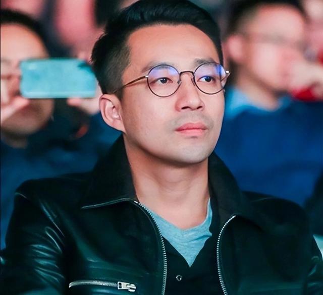 大S豪宅门口贴满催款单！具俊晔视而不见，律师：不还就法拍！