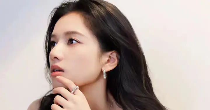 我的女神壁纸张婧仪