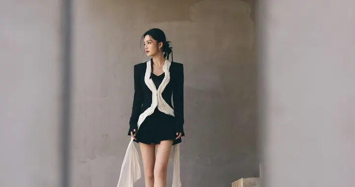 李沁：很吃你的颜和气质