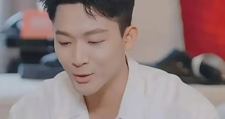 继张晚意后，又一个用香皂洗澡洗头的女星，她还称用来卸妆最干净