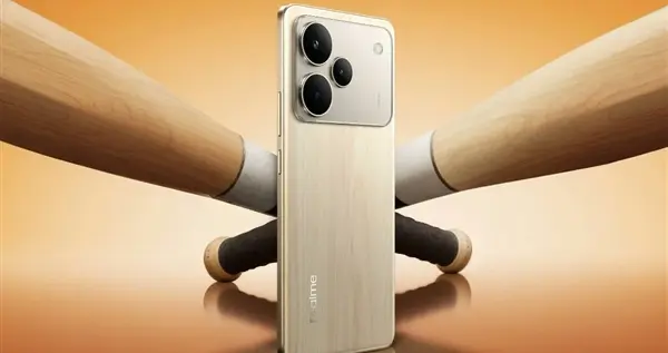 截胡蘋果！真我新機突然官宣：鏡頭排布跟iP17 Pro一樣