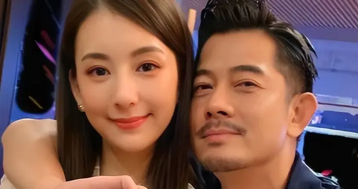 撒娇女人最好命！方媛现身月子中心身后6人伺候，郭富城停工陪伴