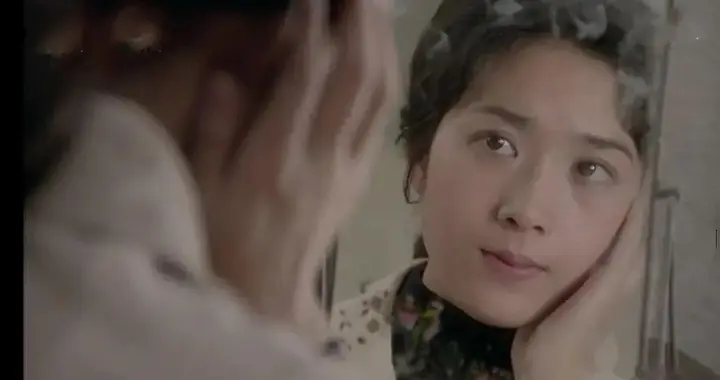 39年后，再看因流氓案“逃往”美国的龚雪，郭德纲说的话终于应验