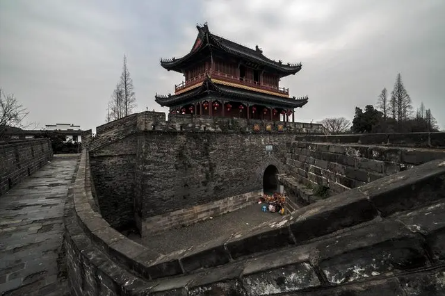荆州|四个保存完好的古城墙，个个意义重大、历史悠久，你去过哪几个？