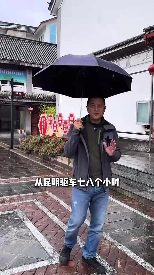 笑不活了，李亚鹏推广3200年古茶，我却笑死在李亚鹏的评论区里