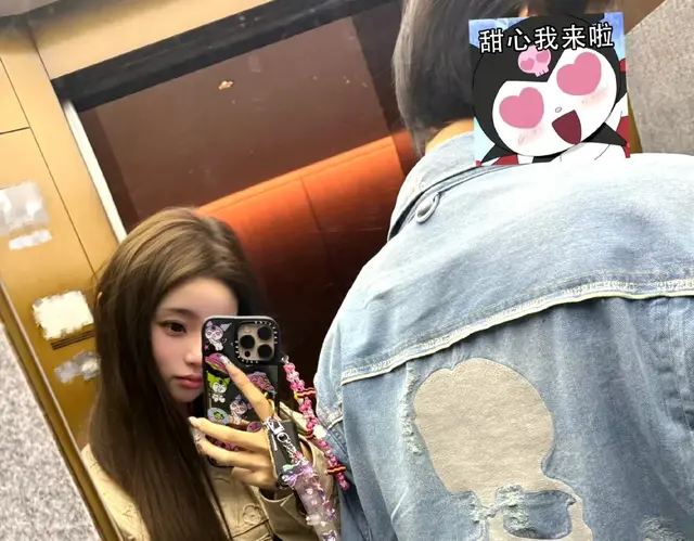 懒懒晒与王思聪恋爱日常，厨房戏码甜到齁，网友忍不住催婚