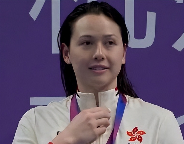 吃里爬外！多名香港运动员拒唱国歌，究竟是不想唱还是不会唱？