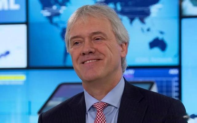 一出手就是5台！俄媒：西方的制裁已经“破裂”，光刻机突破封锁