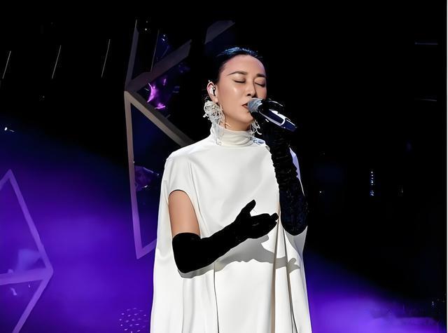 那英|那英获《歌手2024》歌王 当场流泪