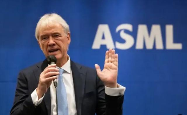 荷兰光刻机阿斯麦总裁称中国自主研发光刻机，破坏芯片 产业链平衡