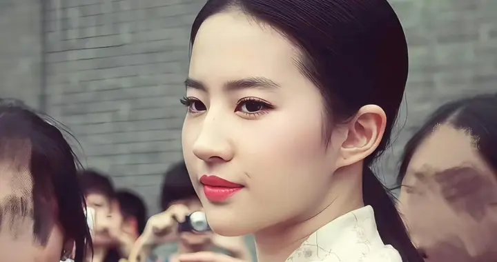 刘亦菲｜骨相真是绝了，不愧是天选之子，穿麻袋都美出新高度！