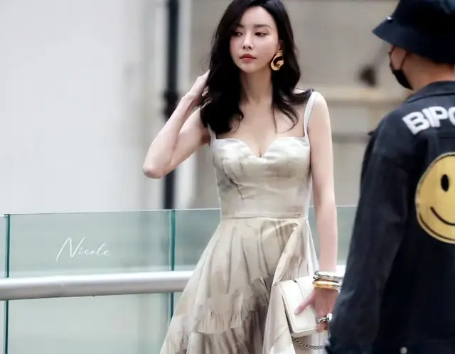 于文文 可盐可甜