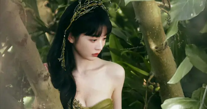 田曦薇的五官精致，大眼圆圆漂亮疯了，张力值直接拉满！ ???