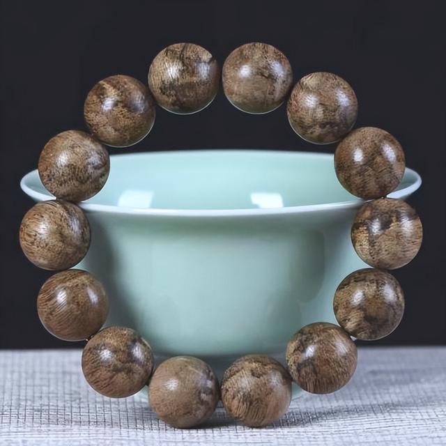 新手入门：如何挑选你的第一串手串