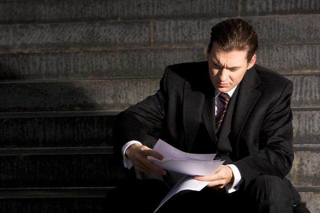 亚马逊运营招聘量大减5成，月薪却持续攀升！