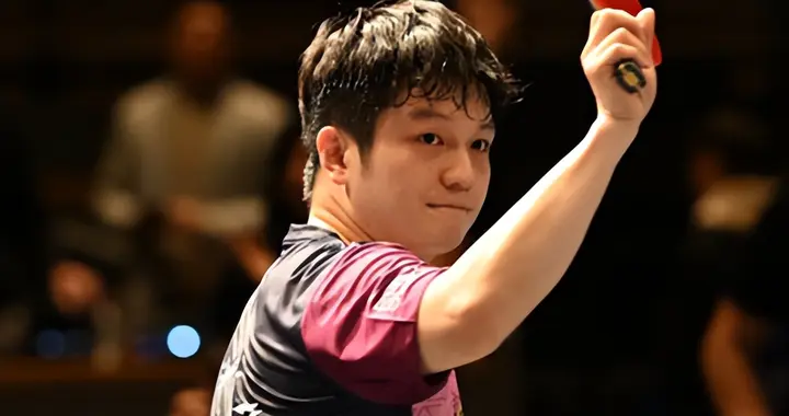中国男乒选手双喜临门！WTT赛包揽冠亚军，樊振东欧冠上演大逆转