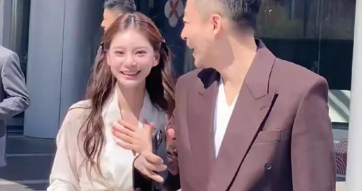 马筱梅成家里团宠，晒公婆爸妈给的新年红包，继子继女待她如亲妈