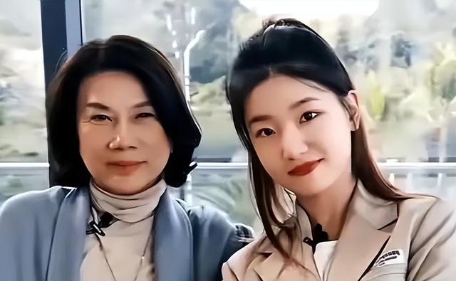 孟羽童被董明珠下套了，一场直播全是算计，孟羽童一招化解