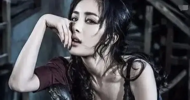 杨幂 太酷了 太美了