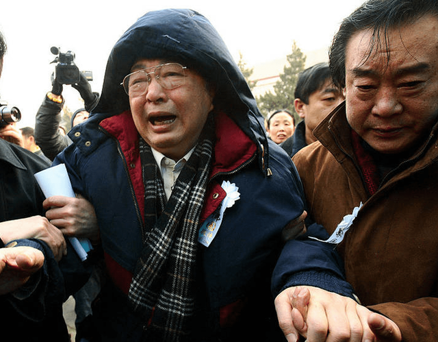 |九登春晚的他晚年丧子，85岁患癌离世一年后，儿女为遗产对簿公堂