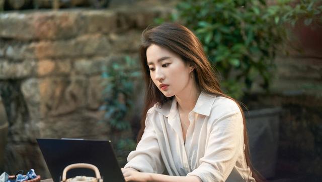 娱乐大爆料：刘亦菲、易烊千玺、祝绪丹、陈牧驰、蒋依依、郑业成